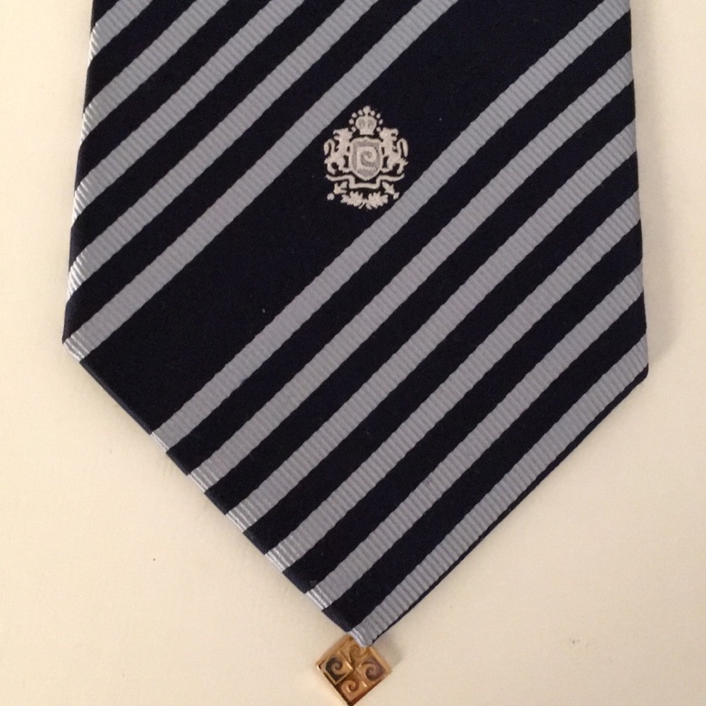 Pierre Cardin. 100% silk tie. Brand new wo tag.
